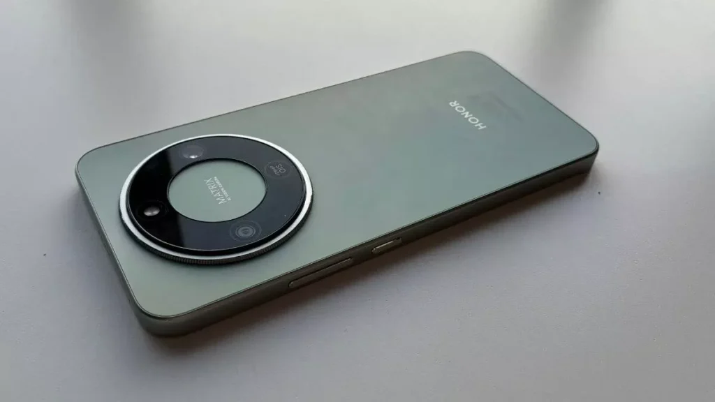 HONOR Magic8 Lite parte trasera con cámara de 108 megapíxeles