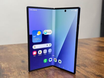 Samsung Galaxy Z Fold 8 Wide con relación de aspecto 4:3