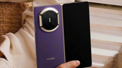 Huawei Mate X8 con pantalla plegable interior de 8.15 pulgadas.