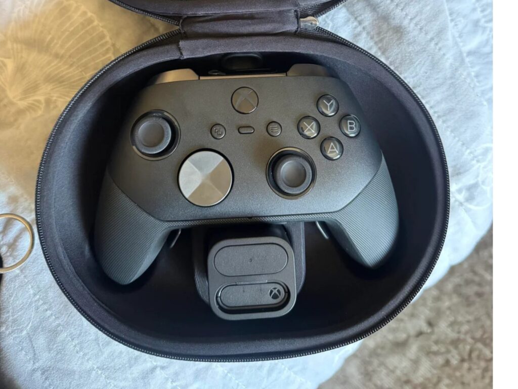 Xbox Elite Series 3 con joysticks magnéticos